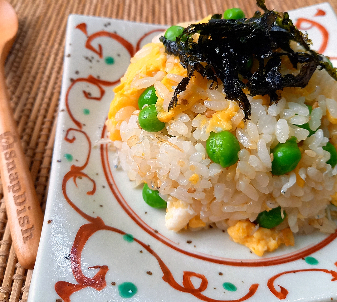 とってもヘルシー😊グリンピース炒飯