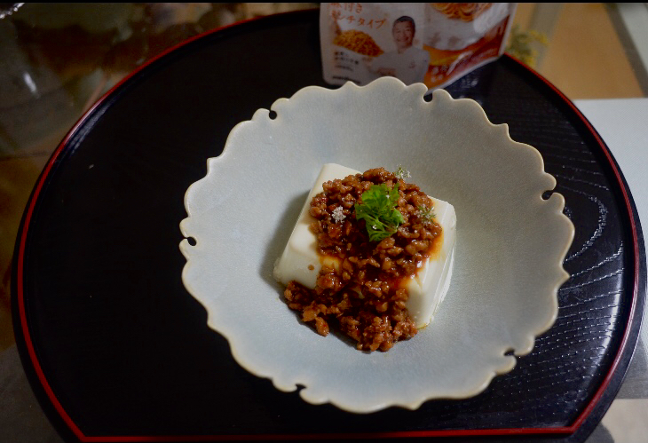 大豆の肉味噌かけ豆腐