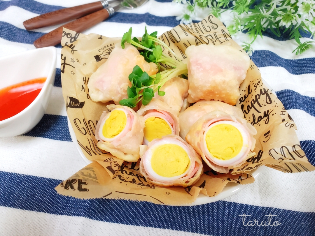 ハムとうずら卵の揚げ餃子😋🥟💕