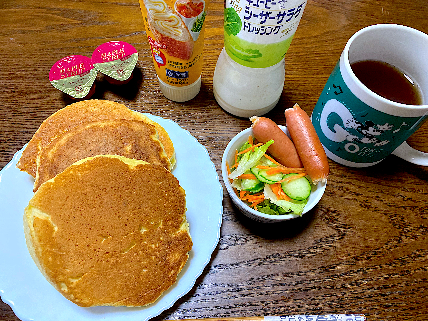 オレ朝はごはん無理 パンなら食べれる という高校生長男の朝食はホットケーキ いつもはパンだけど 買い忘れた 形も焼き目もイマイチだけど 時間がない Hm買っといてよかった たまご料理グランプリ21 ヤマサ醤油株式会社