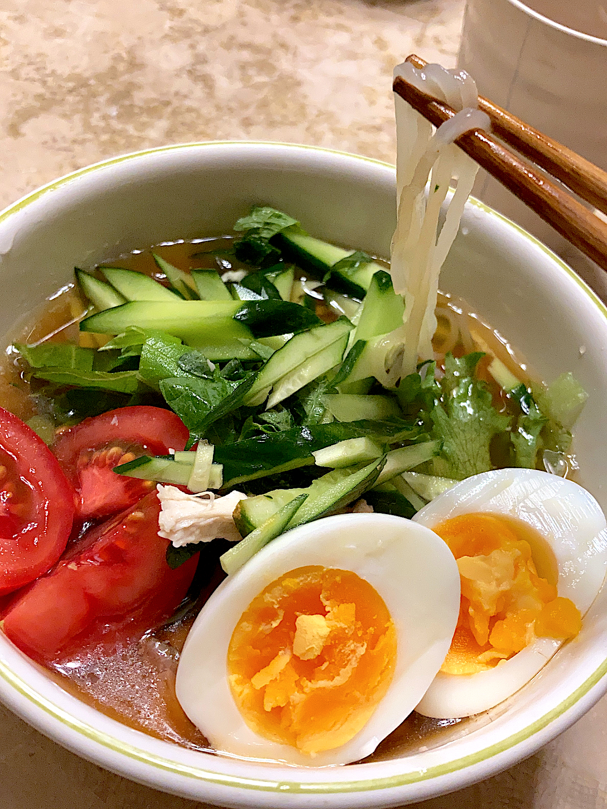 お手製ハムで盛岡冷麺