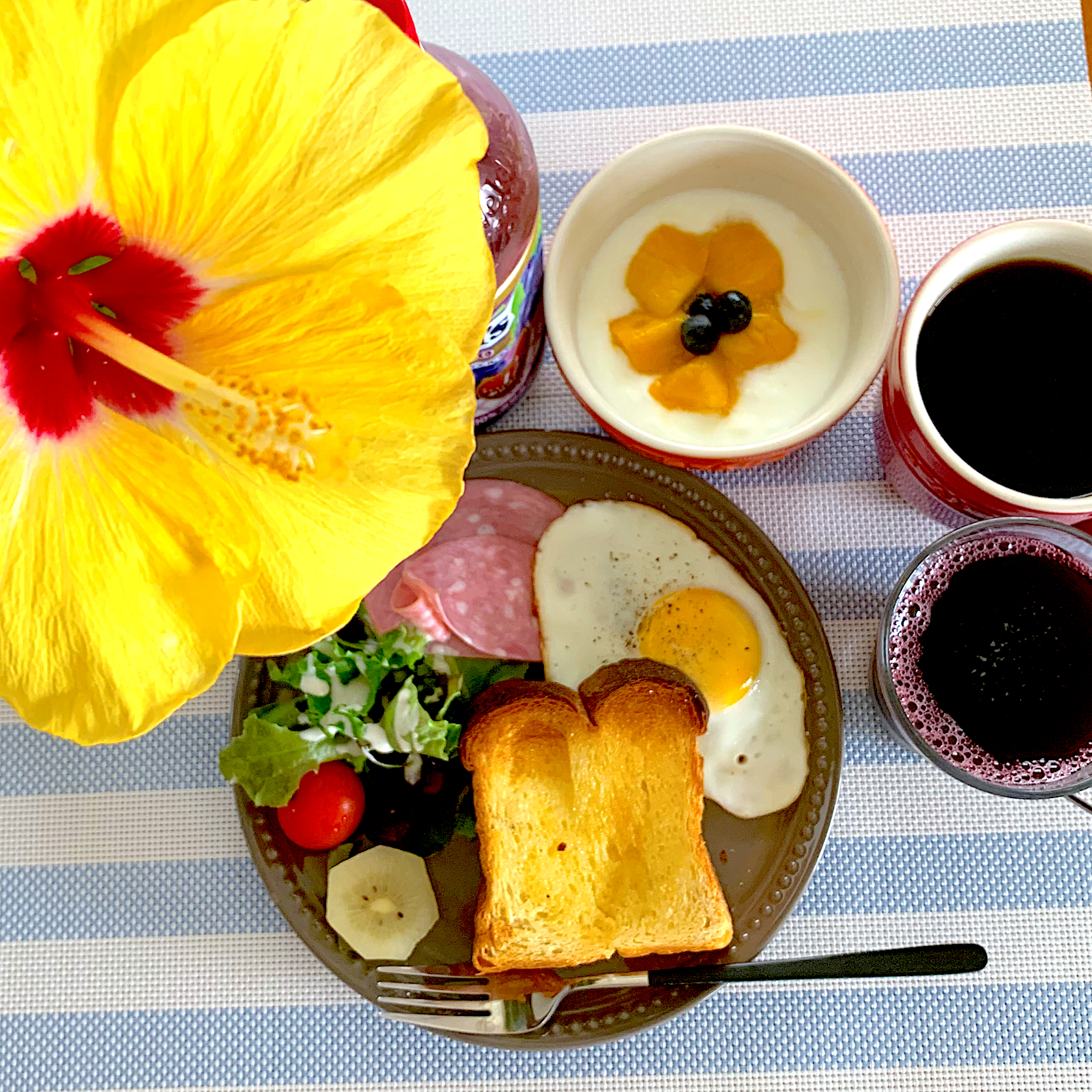 花とモーニングプレート🌺