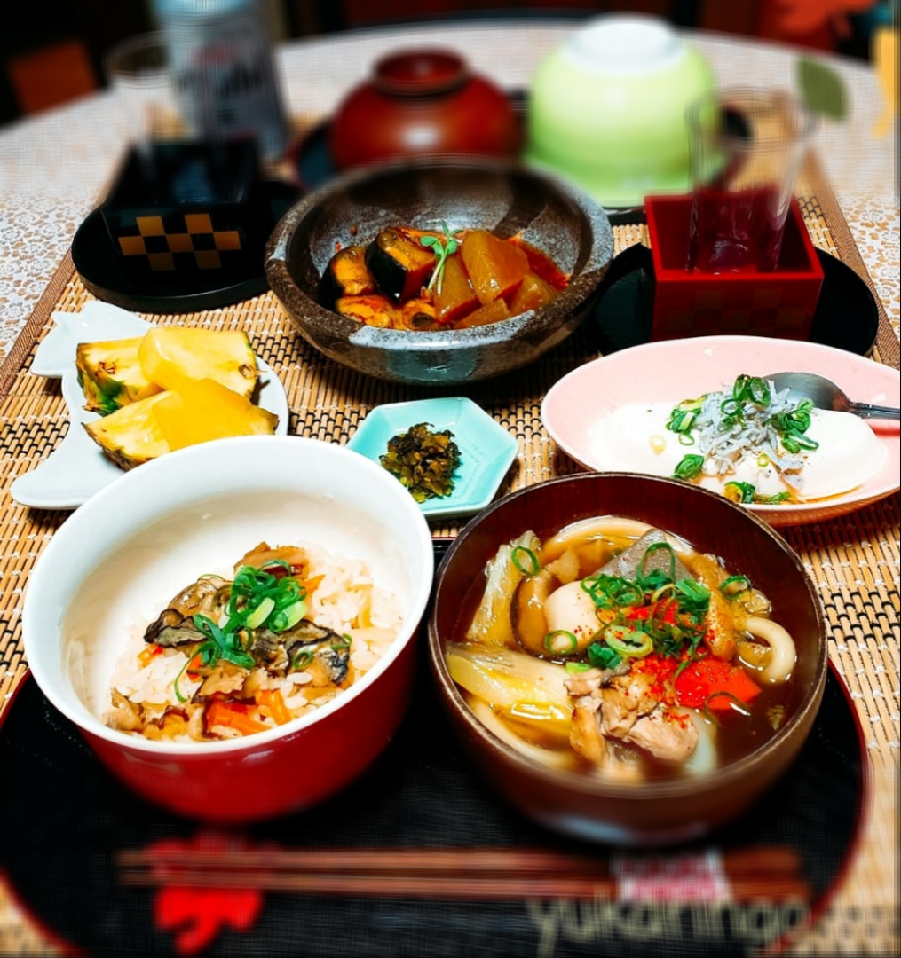 昨夜の晩ごはん🌃🍚

🍁芋炊き
🍁牡蠣飯
🍁ぶり大根
🍁ネギじゃこ奴
🍁高菜
🍁パイナップル🍍