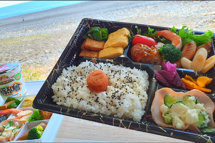 日の丸🇯🇵幕の内弁当🍱