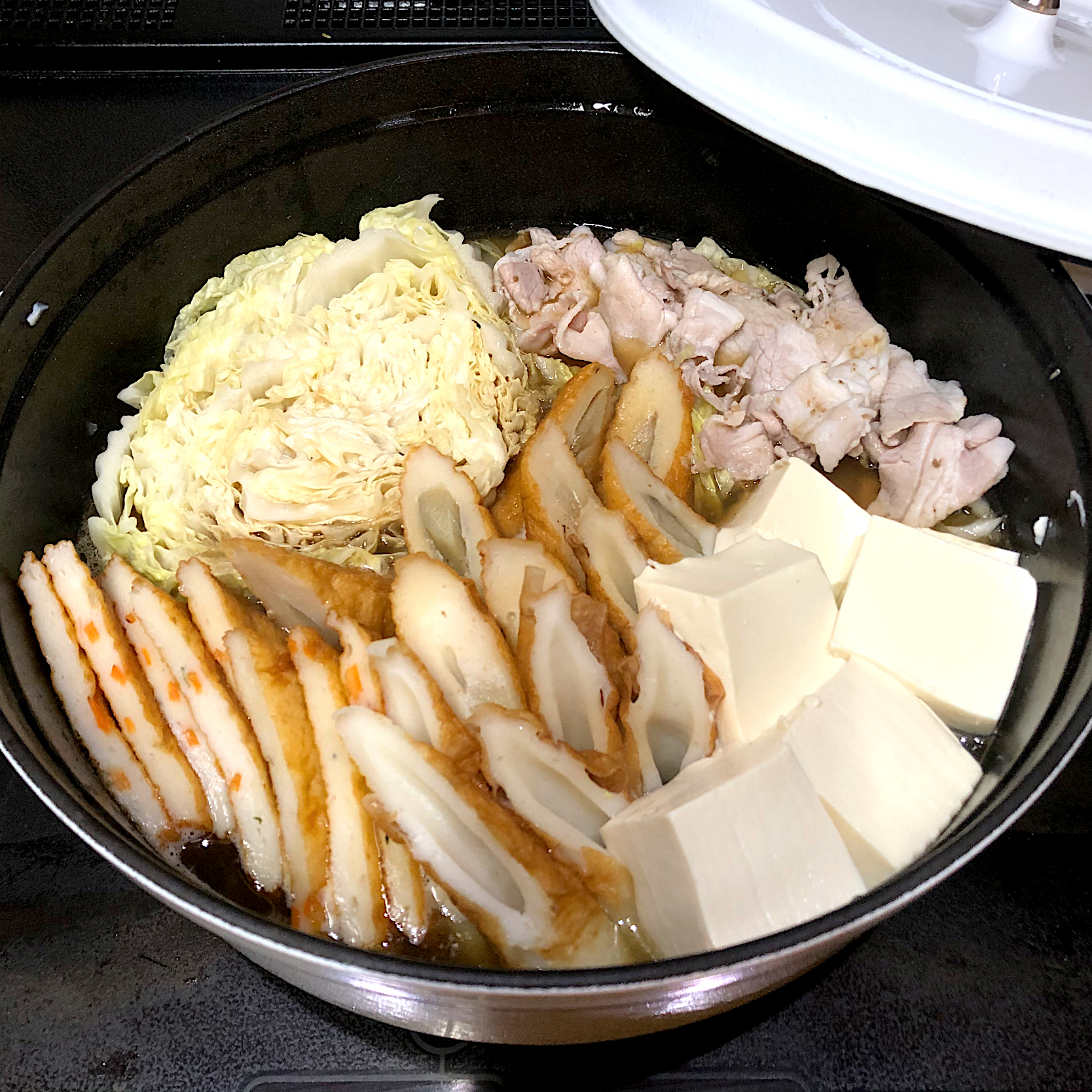 白菜🥬豆腐ハンペン豚バラ鍋🥘