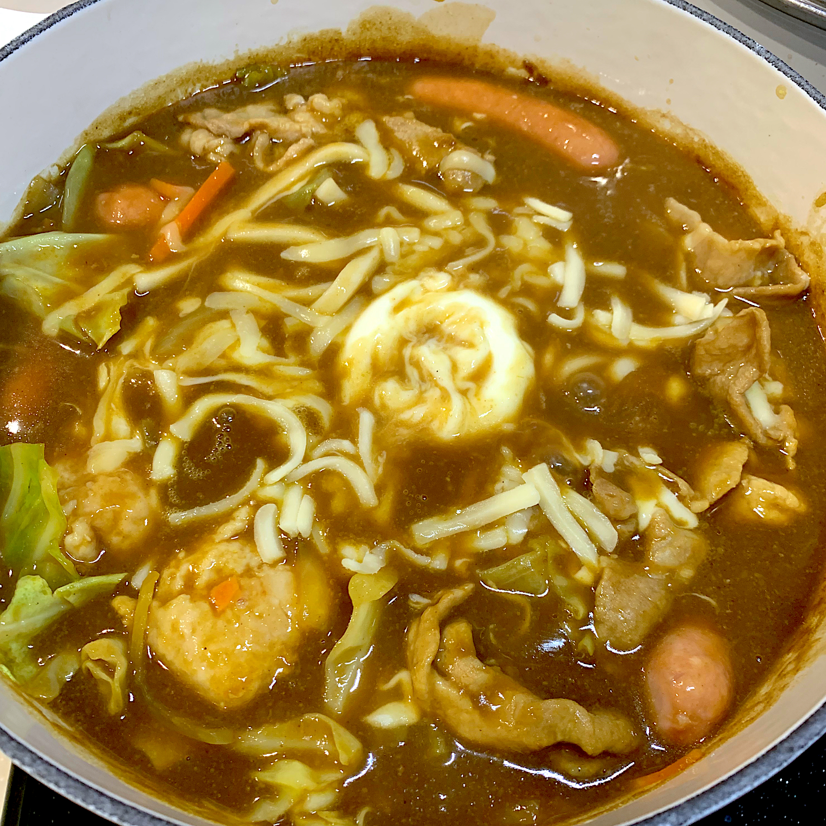 夜ご飯😊チーズ🧀カレー鍋🥘✨