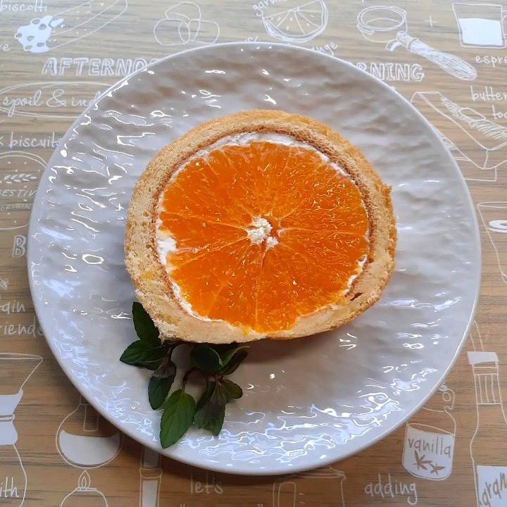 紅まどんなロール🍊