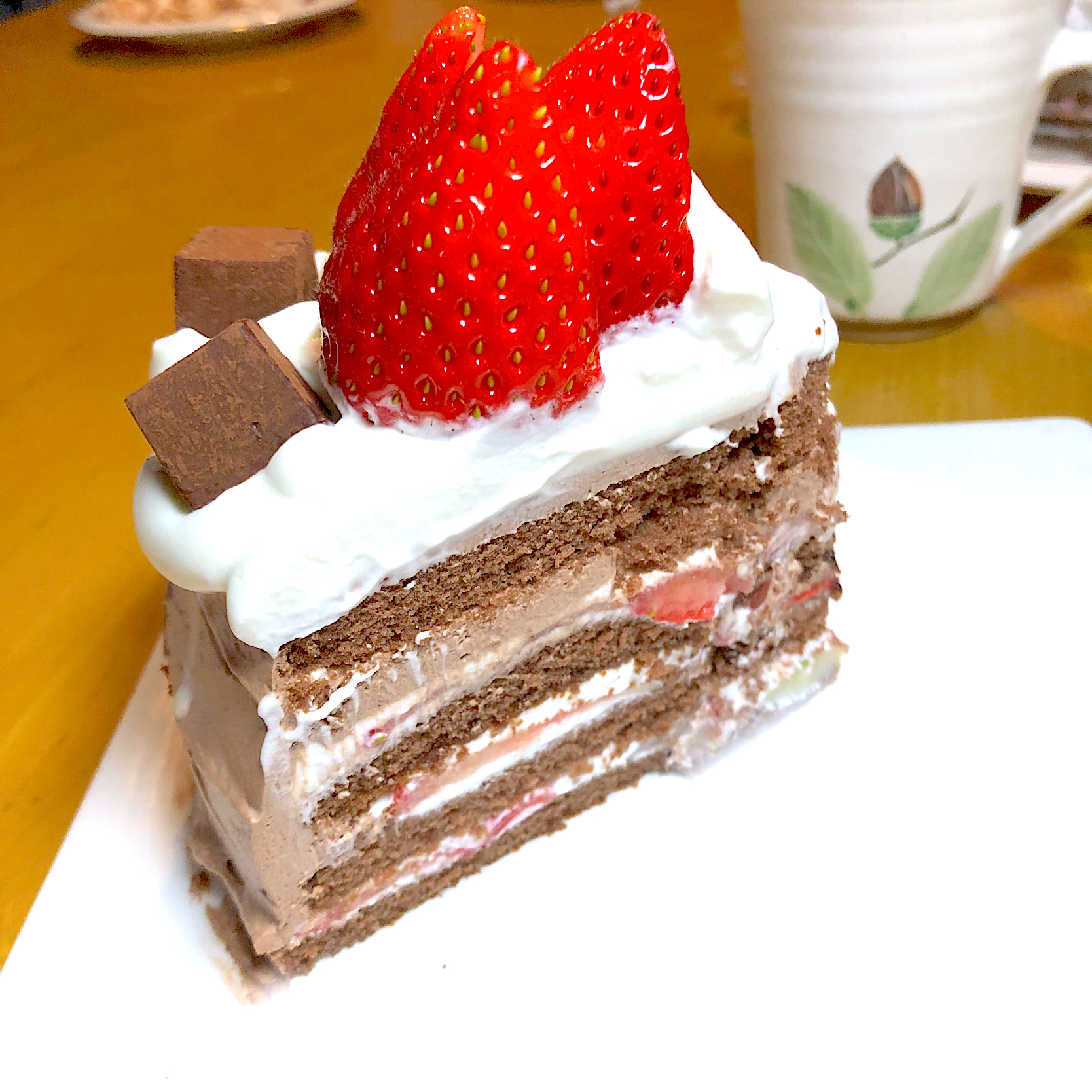 生チョコいちごの3段重ね