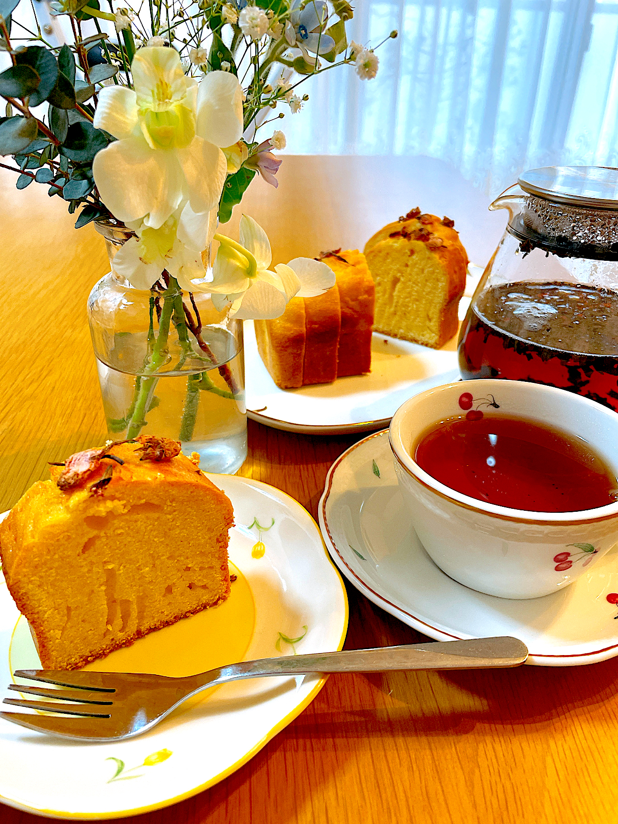 白あん入り桜🌸のパウンドケーキでティータイム