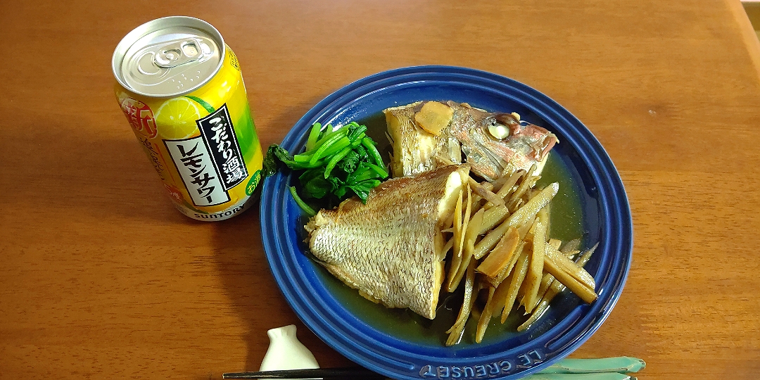 鯛🐟の煮付け　牛蒡　ほうれん草