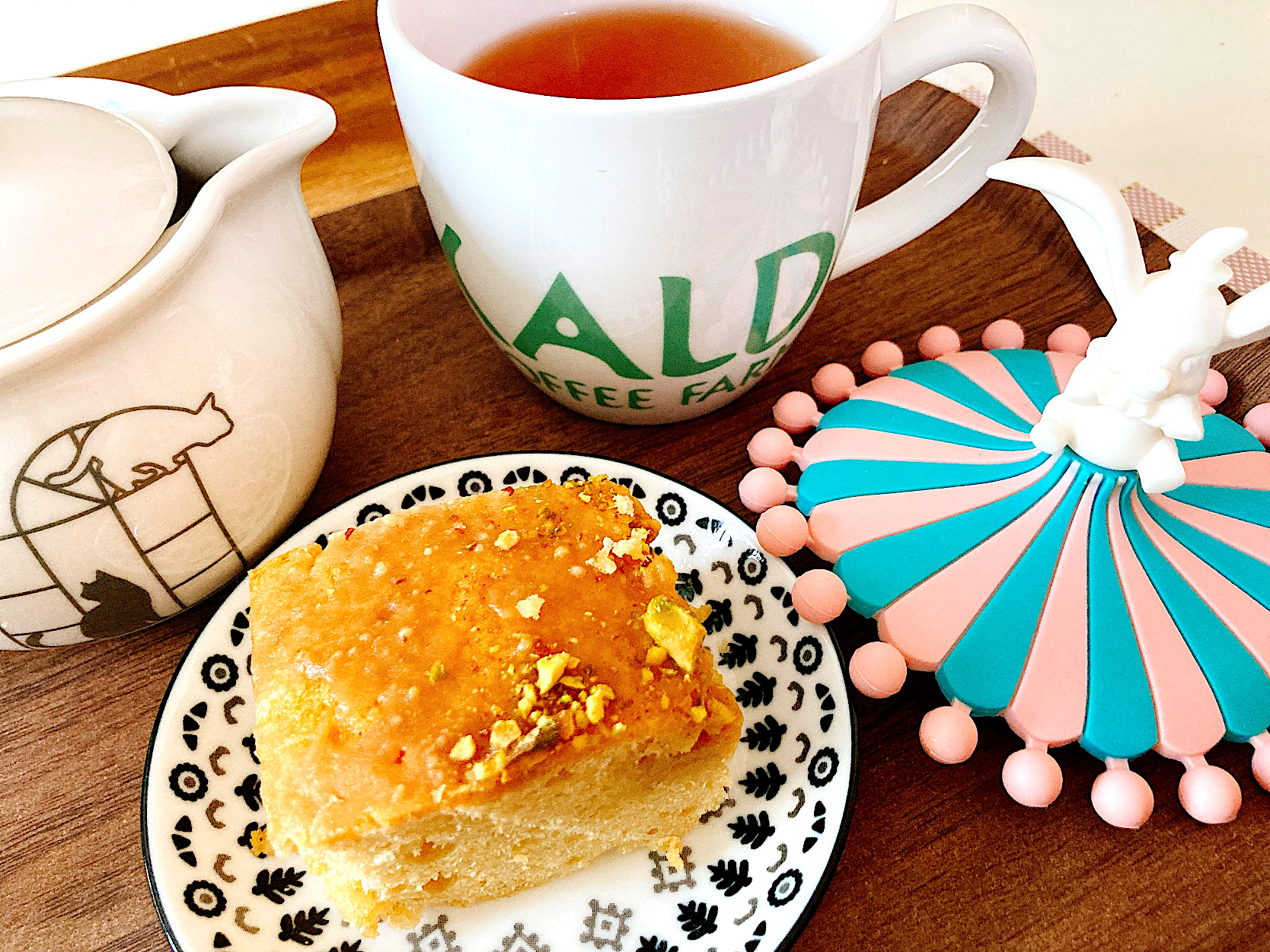 昨日焼いたレモンケーキでおやつタイム🕒😋🍰🍋☕️