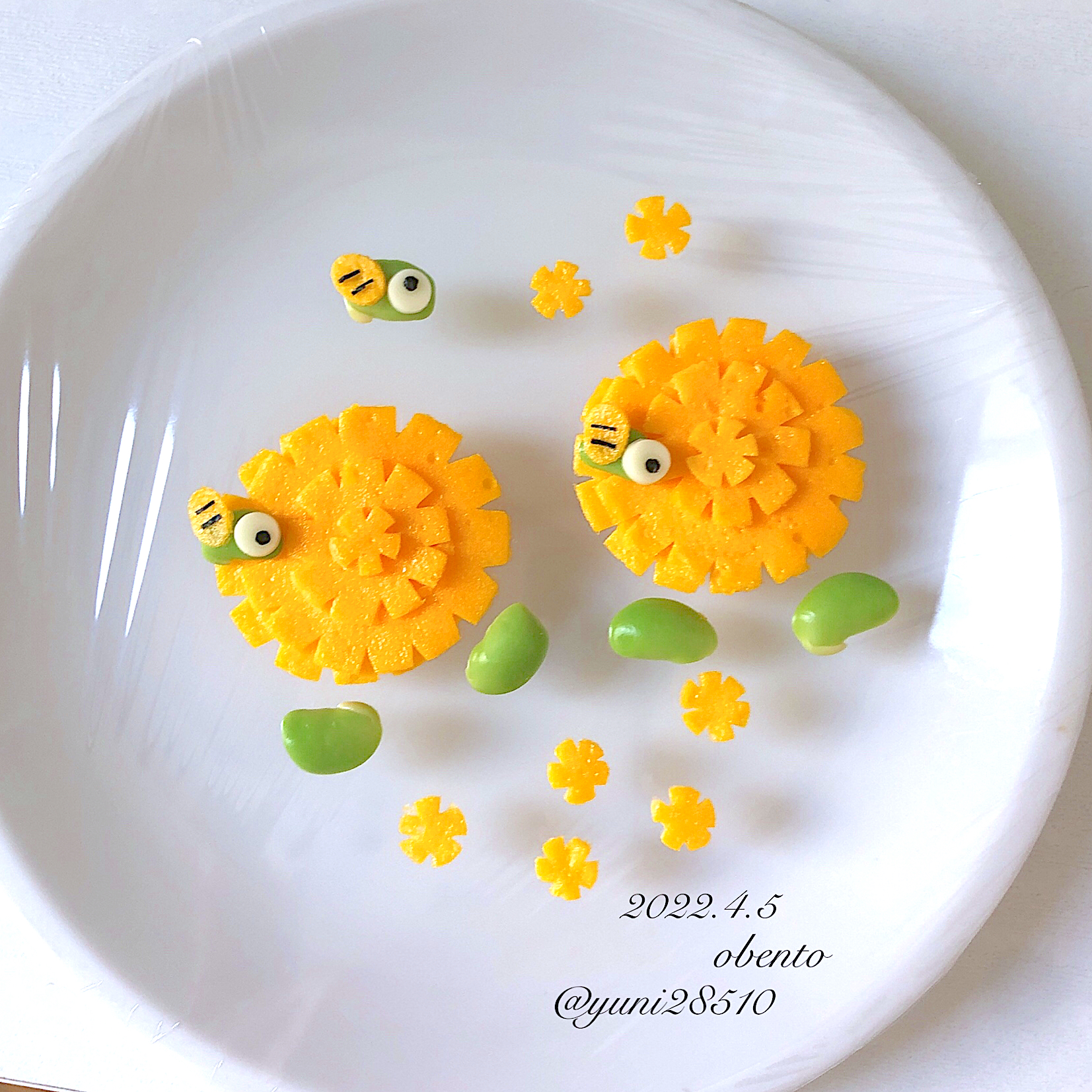 たんぽぽ弁当のお花🌼達、出来上がり🙄今から仕上げ😬　　つづく、、、😮