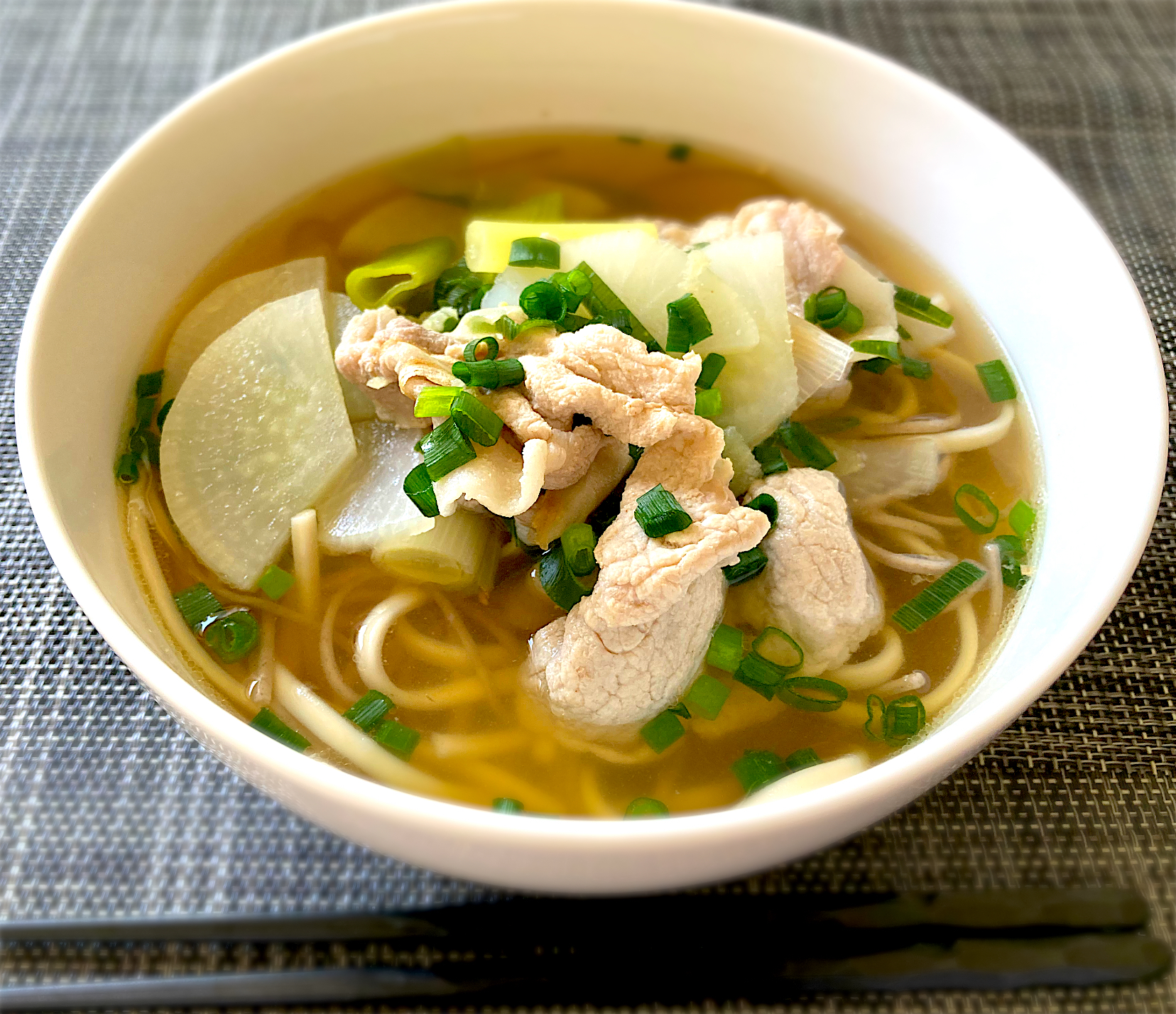 季節の春大根で肉汁うどん🌸