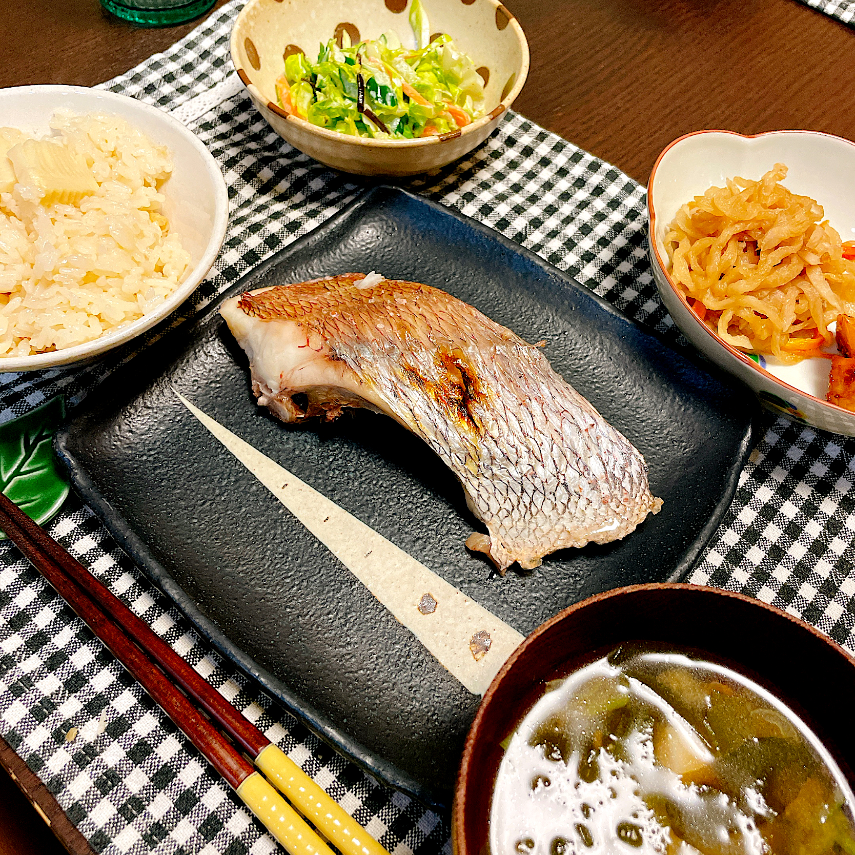 たけのこご飯夕食