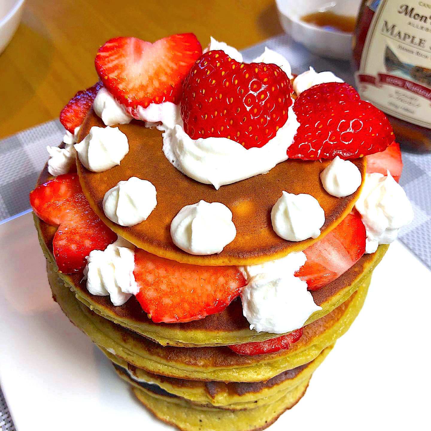 妹ちゃん入園祝いに
いちごパンケーキタワー🍓🥞🗼