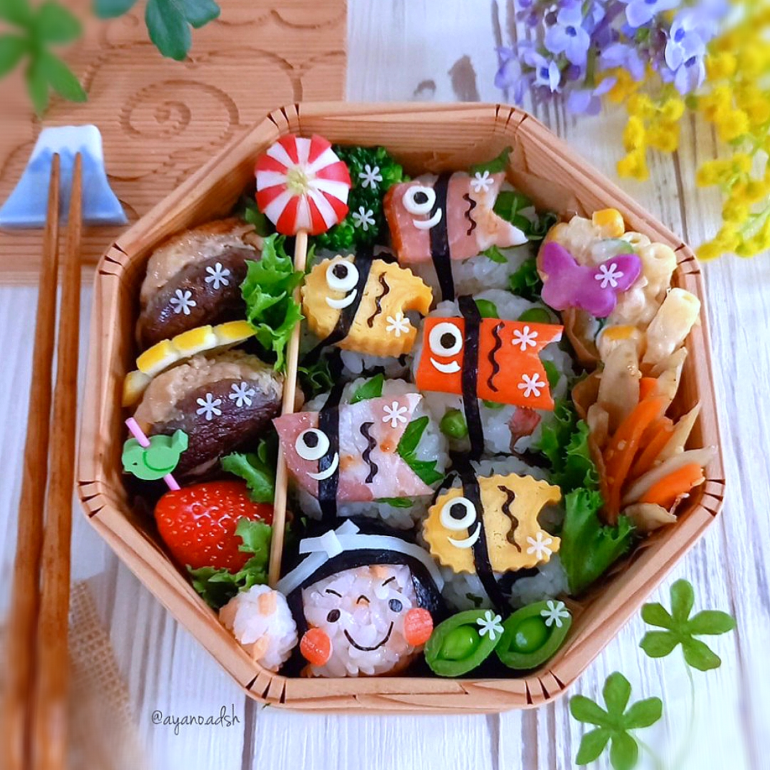 🎏こいのぼりこにぎり🎏
こどもの日弁当🌱
金太郎に🎏持たせました😊