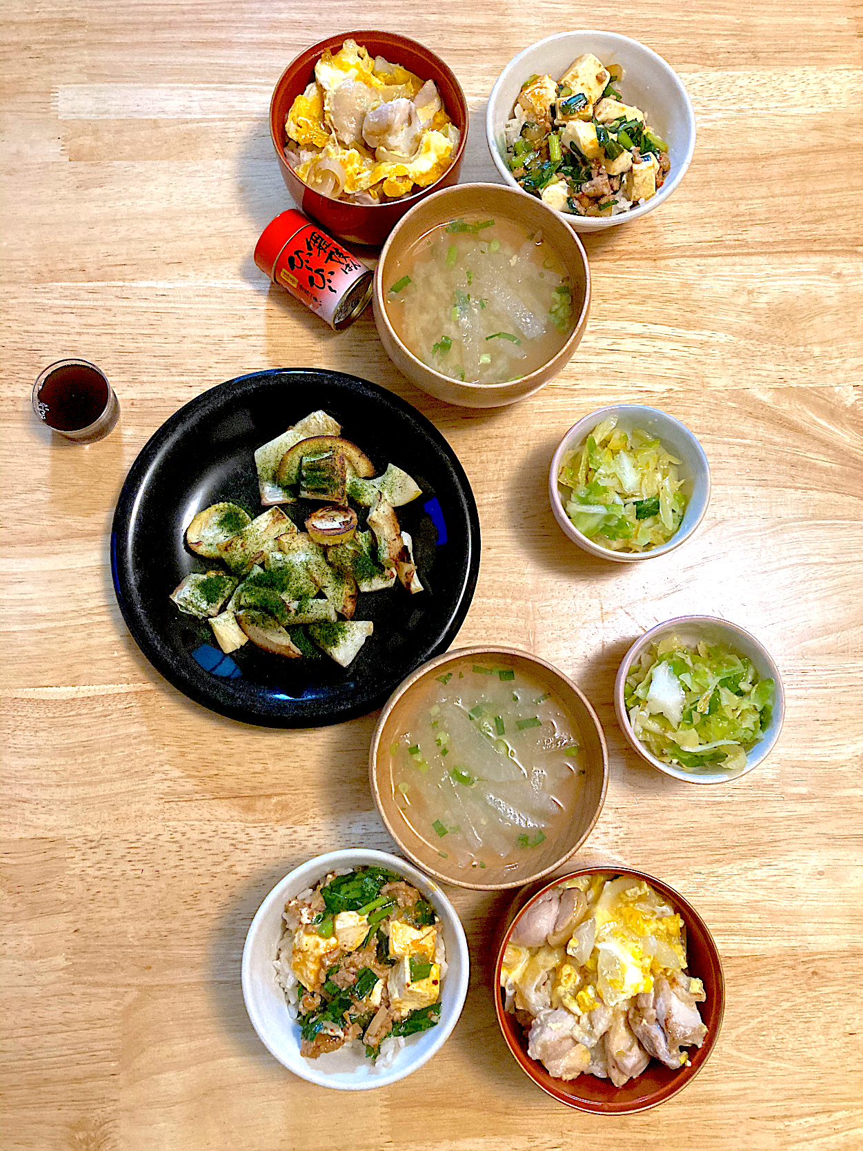 親子丼と麻婆丼どっちも💕食べたくて😋