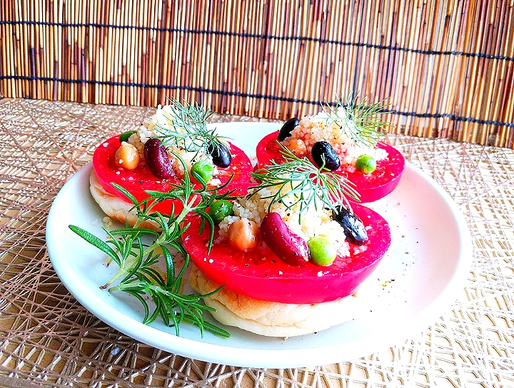 🍅トマトのクスクスと豆のサラダパン