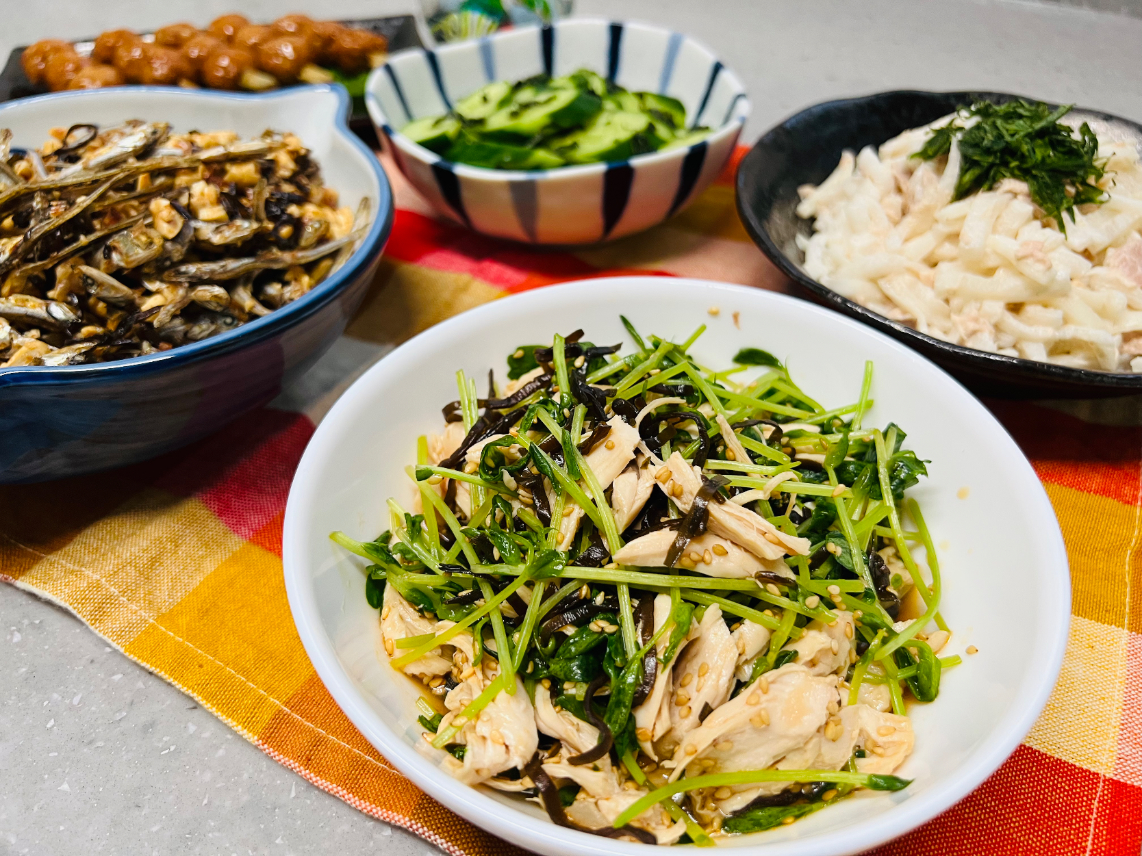 からあげビールさんの料理 【おうち居酒屋ごはん】ささみと水菜のヘルシー塩こんぶラーぽん和え