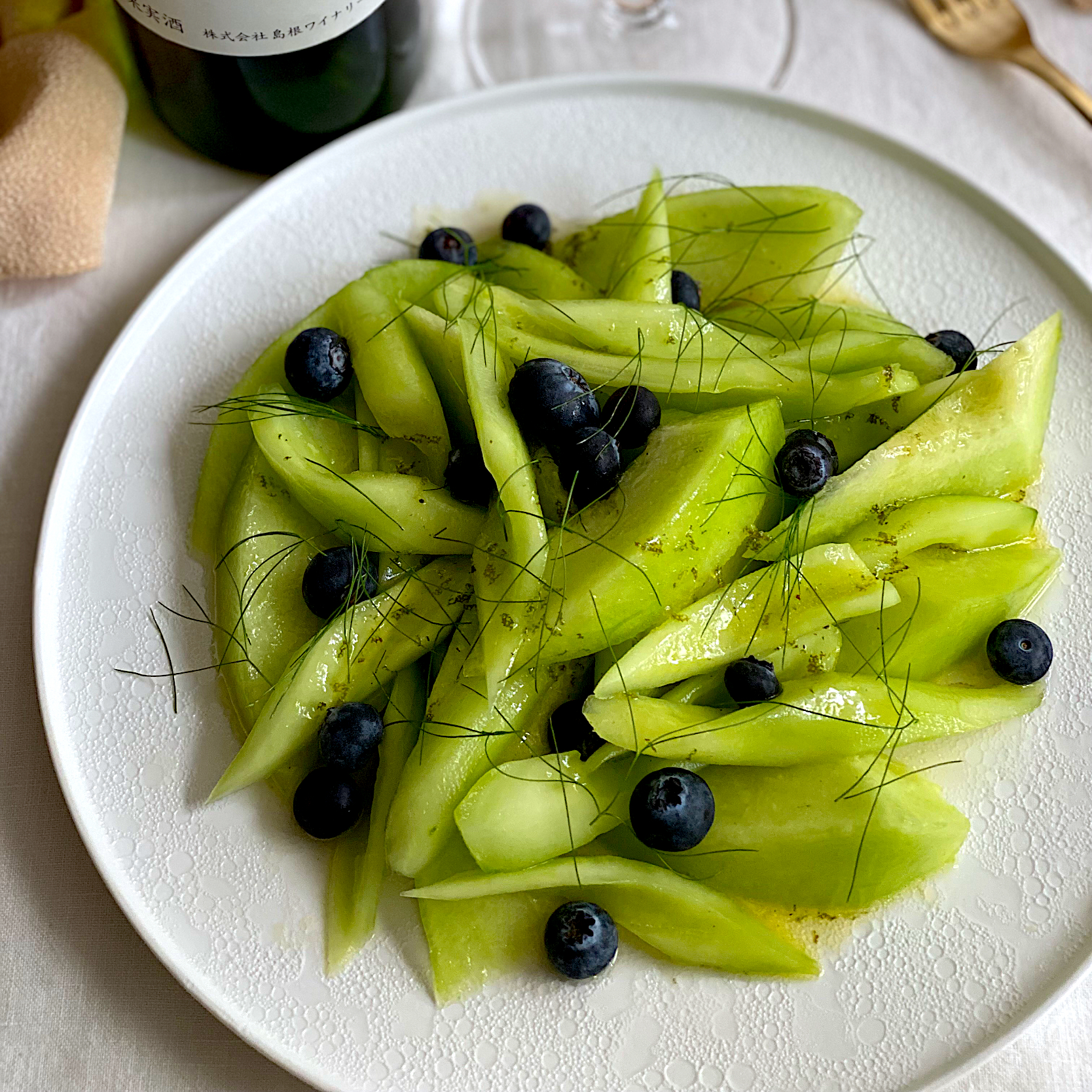 翡翠きゅうりと青肉メロンのサラダ🍈🏝🥒