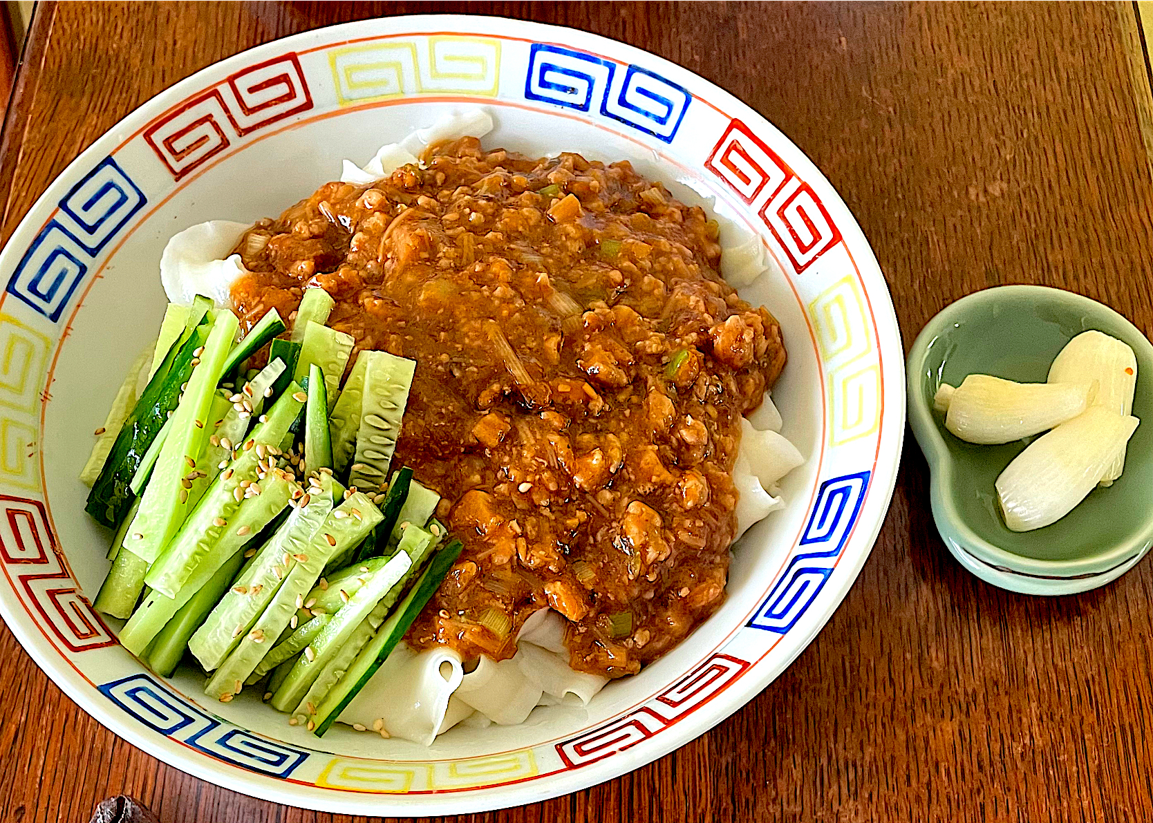 ランチ♯炸醤麺♯胡瓜♯野菜料理♯刀削麺