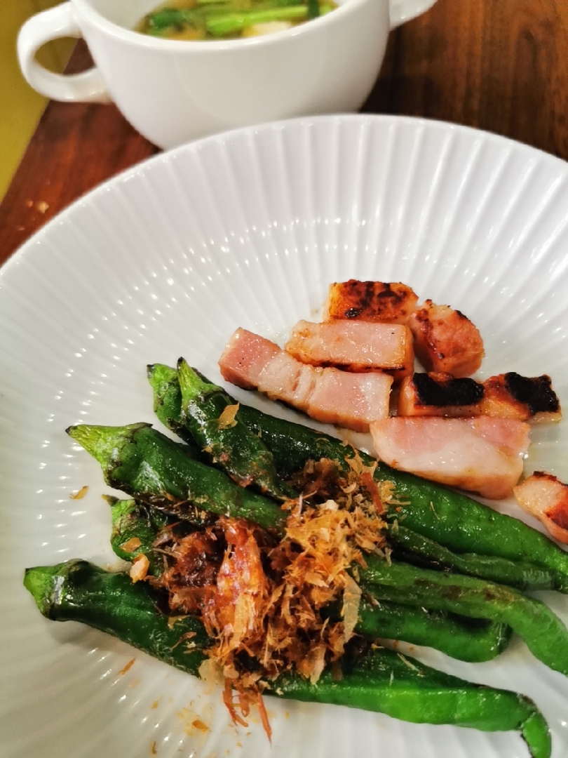 かなっぺさんの料理 甘辛とうがらしの蒸し焼き