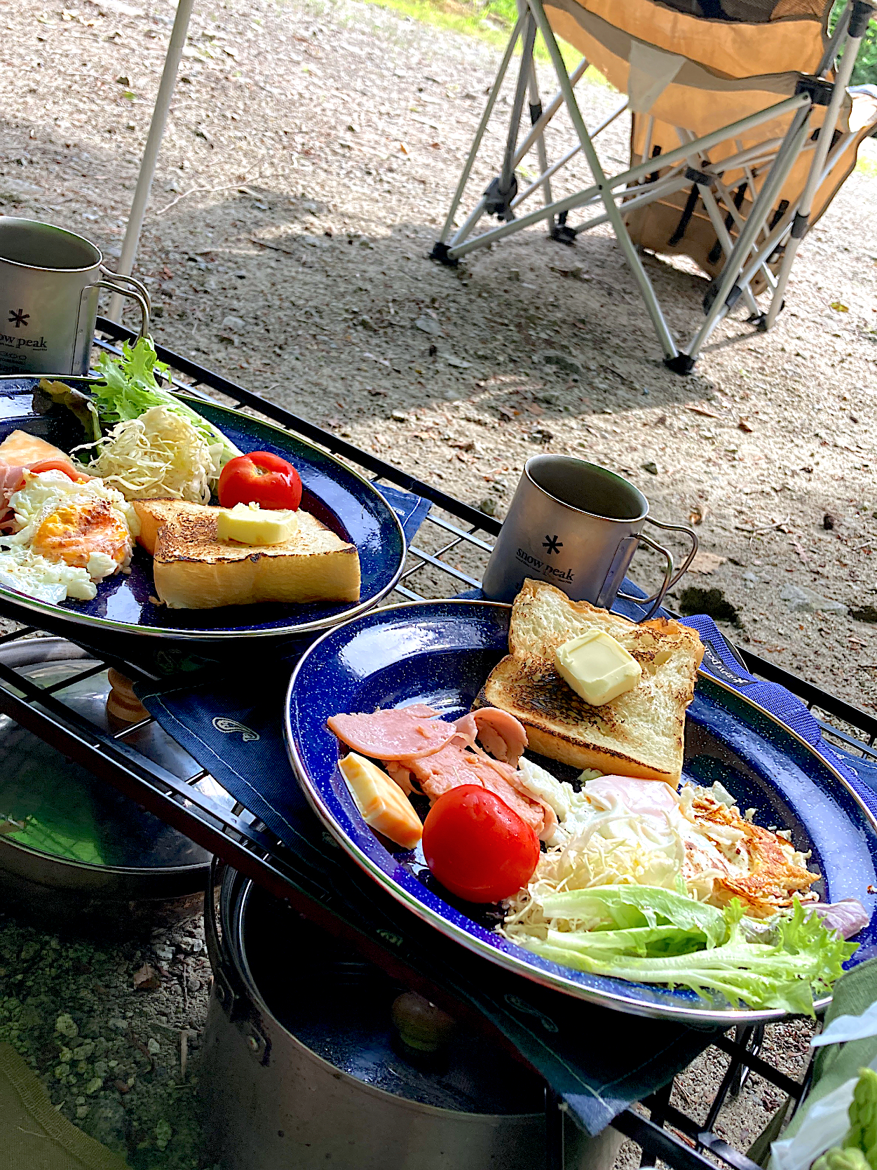 キャンプ飯