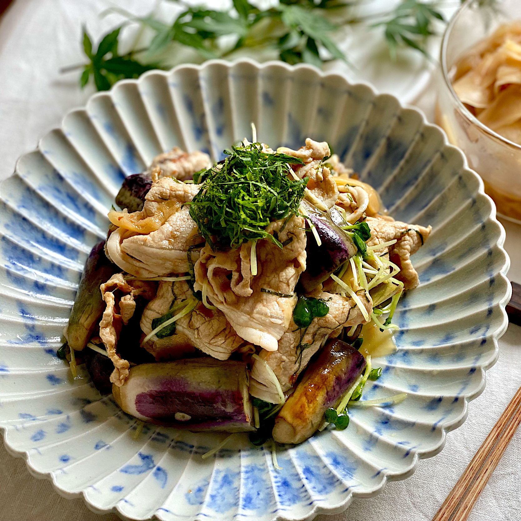 🍆🐄🌿豚ロース肉と水なす冷しゃぶサラダ🥣梅干しドレッシング