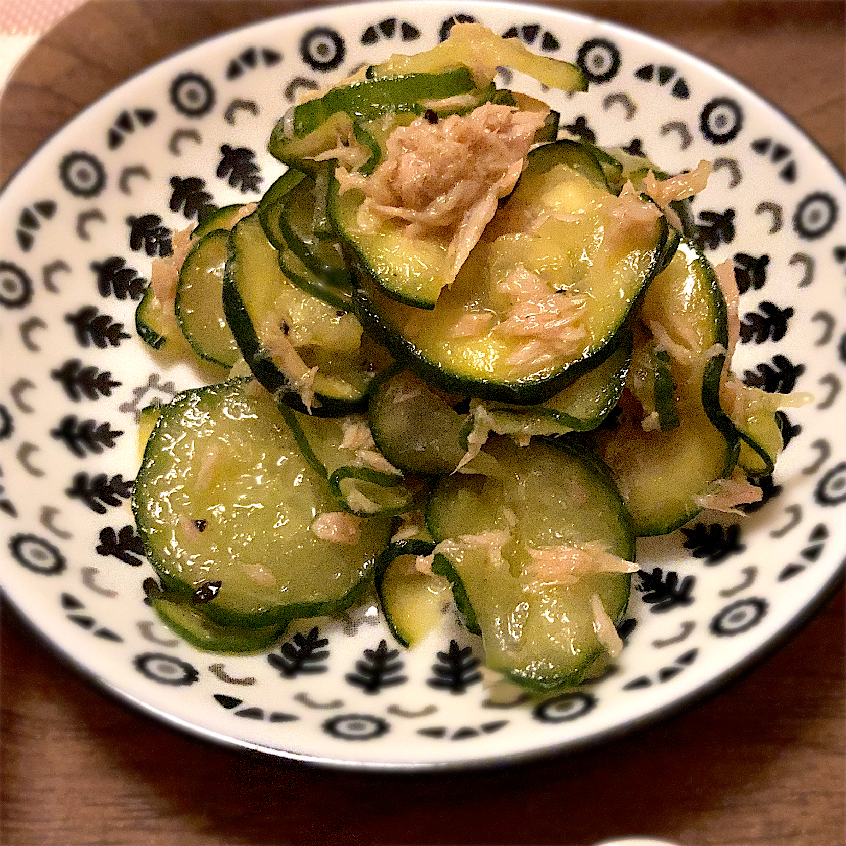 ズッキーニときゅうりのツナコンソメ和え🥒