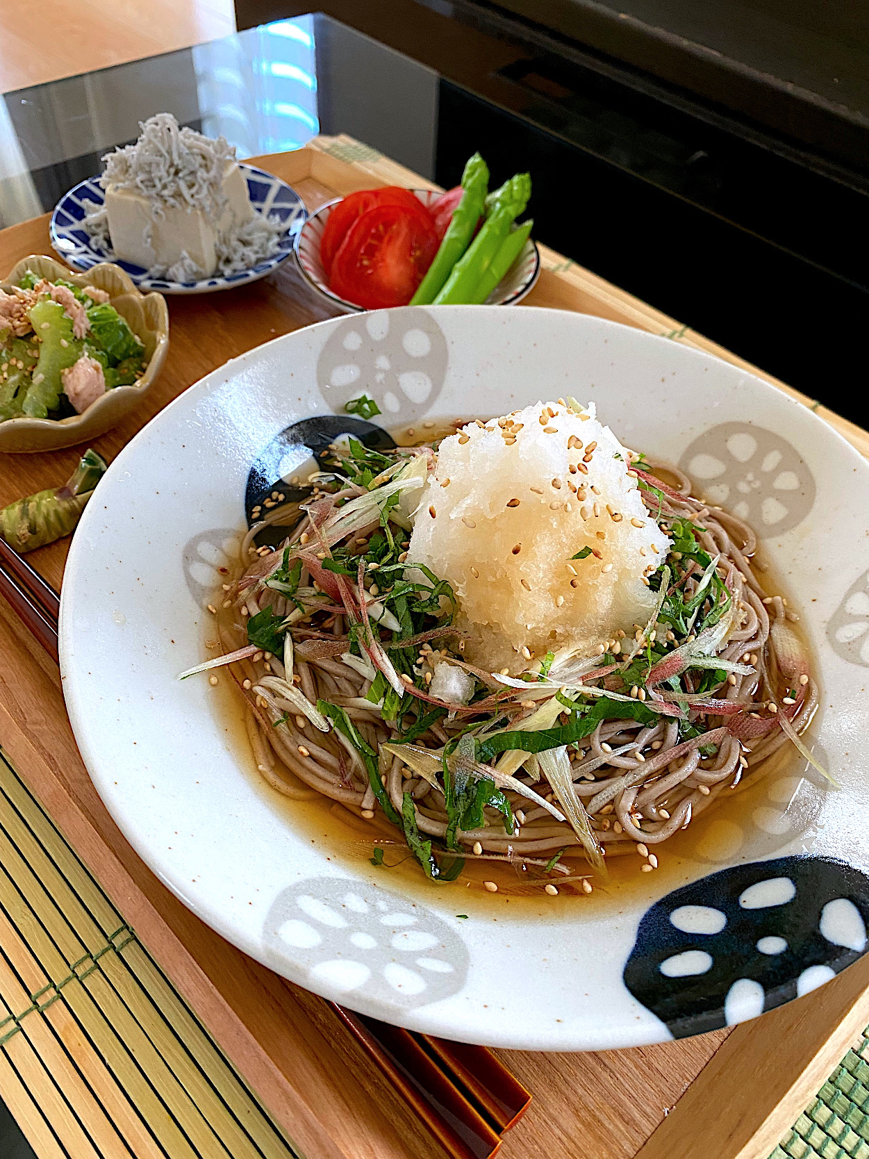 薬味たっぷり冷やしおろし蕎麦