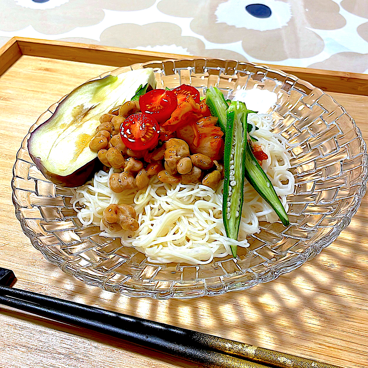 夏野菜と納豆キムチのお素麺