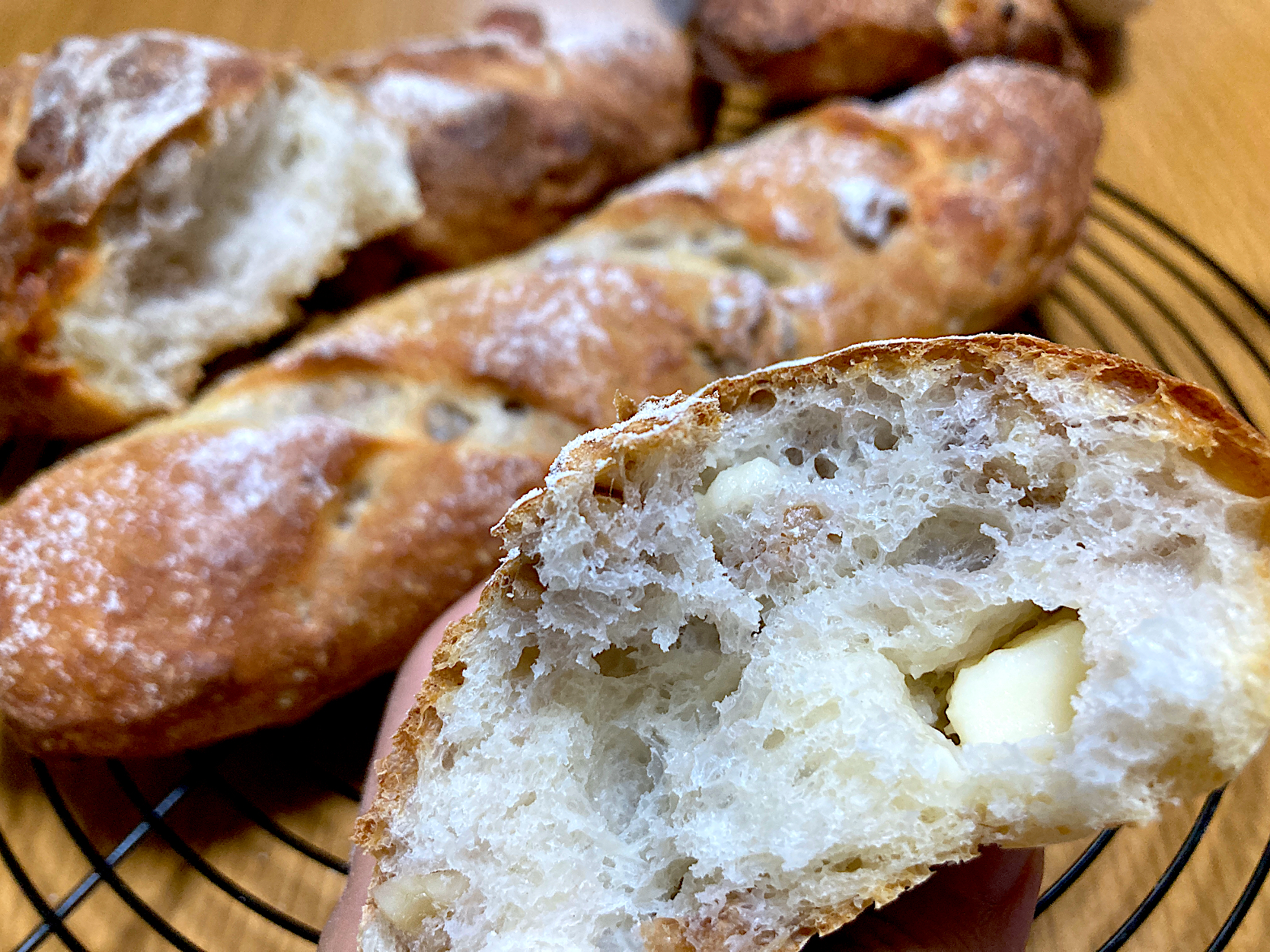 ＊胡桃とチーズのフランスパン🧀🥖＊