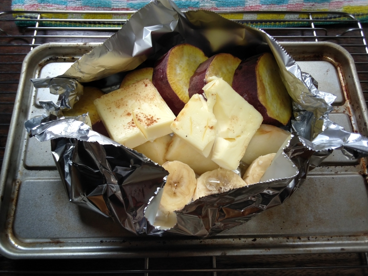 さつまいも、りんご、バナナのクリームチーズ焼き