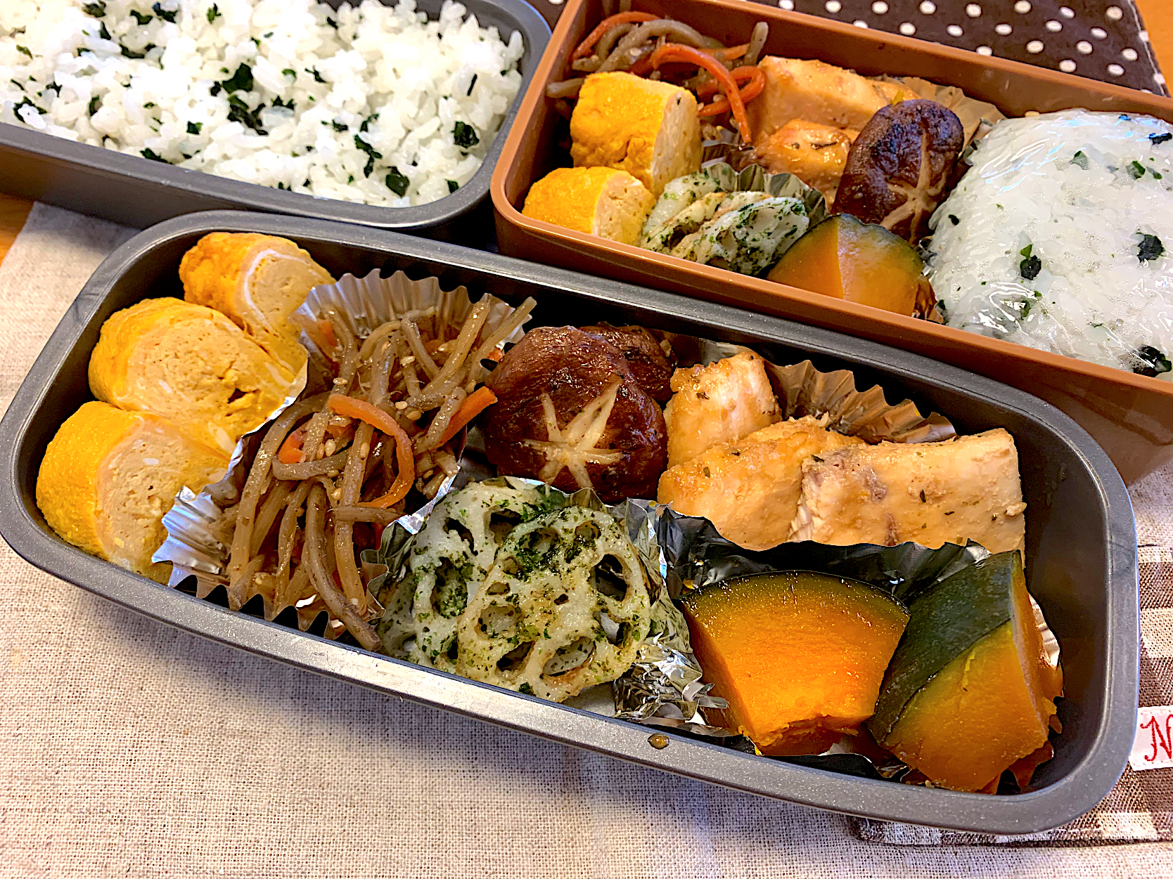 メカジキ生姜醤油焼き🐟卵焼き🥚かぼちゃ煮🎃きんぴら🥕蓮根のり塩😆椎茸ソテー  🍄