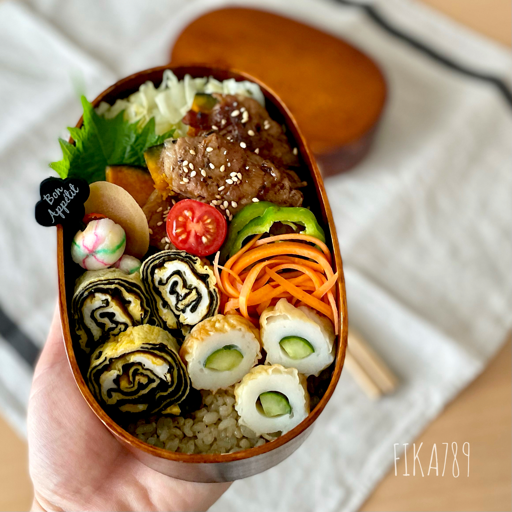 みんな巻いちゃお ぐるぐる弁当