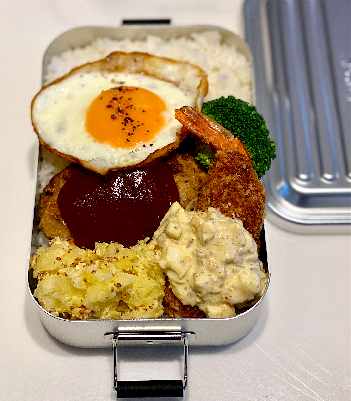 旦那さん弁当·͜·