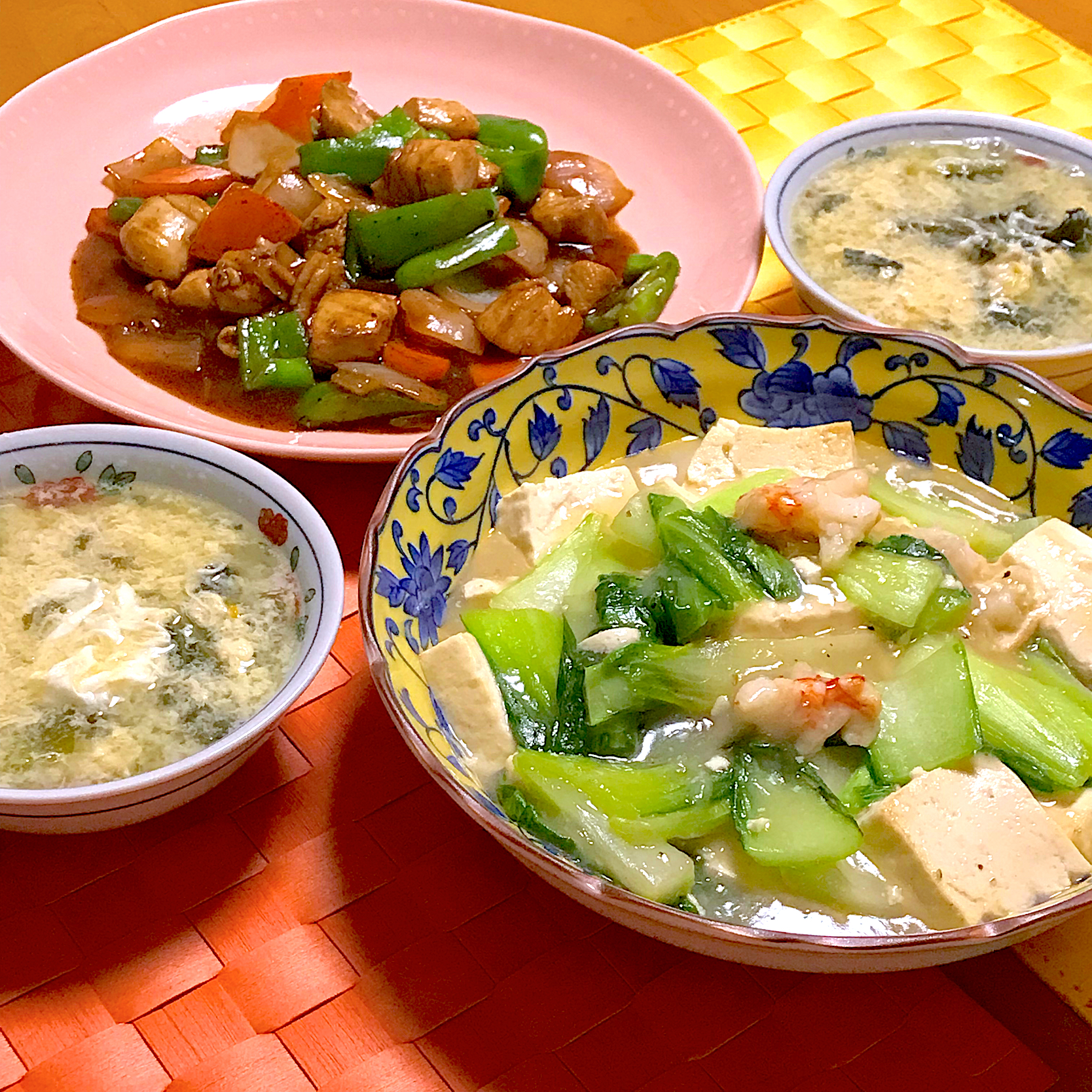 エビと豆腐と青梗菜の旨煮、鶏胸肉と野菜のオイスターソース炒め、かき玉スープ