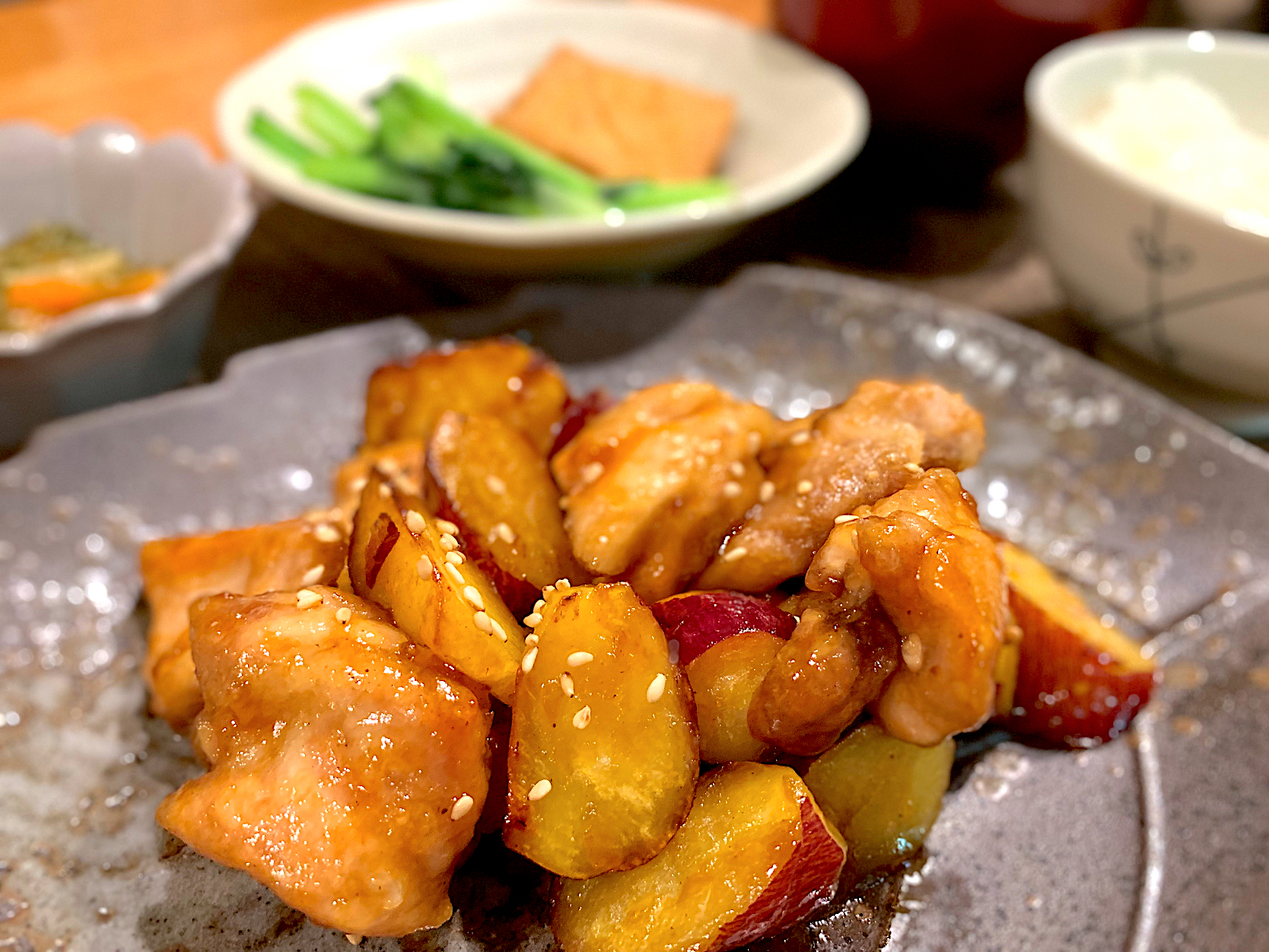 鶏肉とさつま芋の甘酢醤油炒め