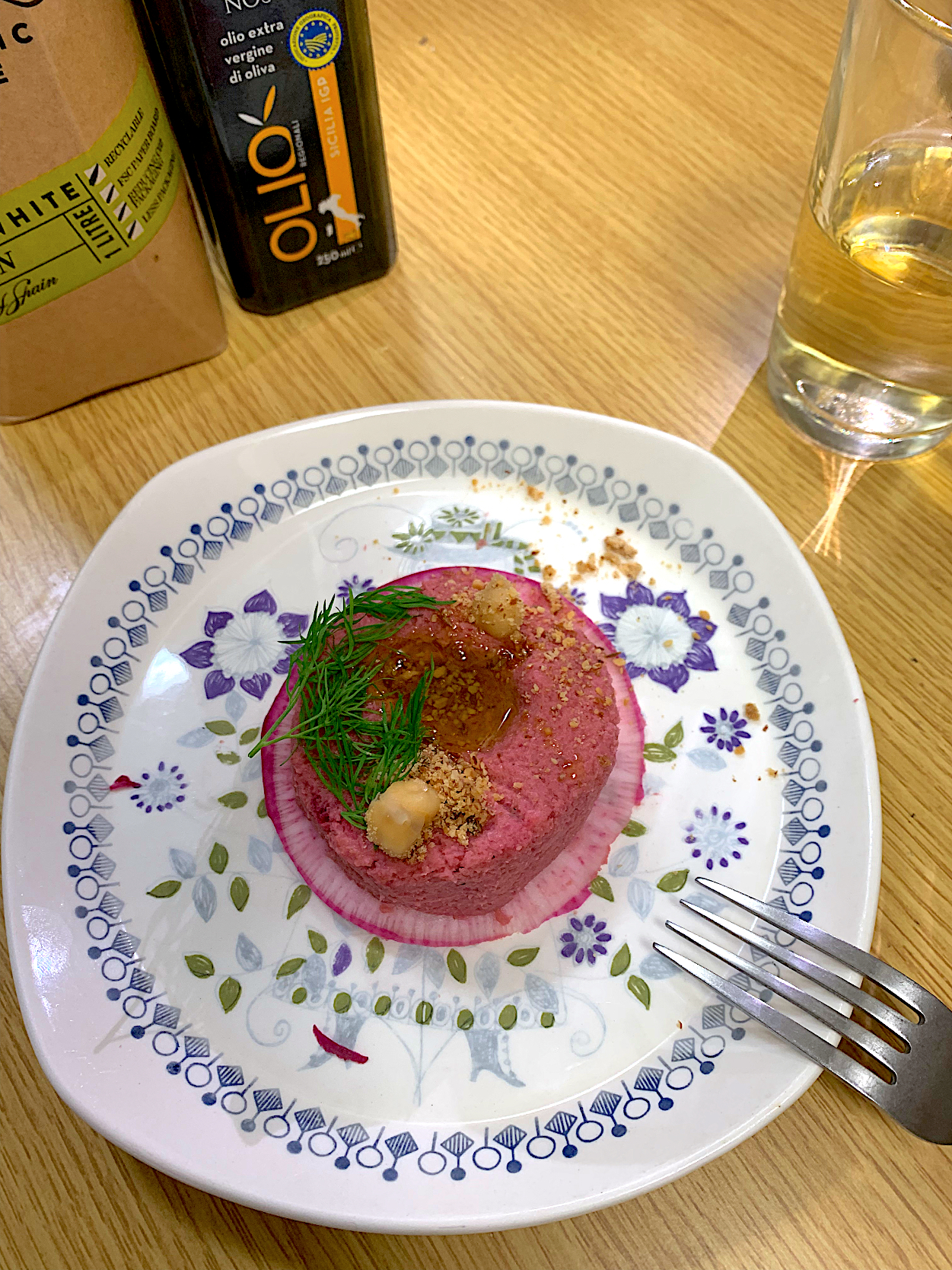 beetroot humms ビーツのフムス