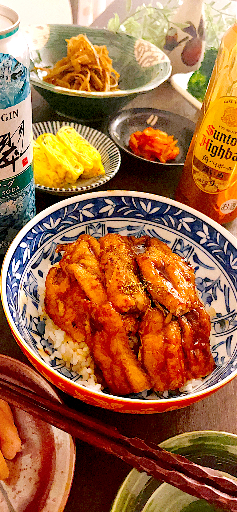 今日のおうち居酒屋🏮🥰またリピートしちゃった鰯の蒲焼き丼で乾杯♥️🍻