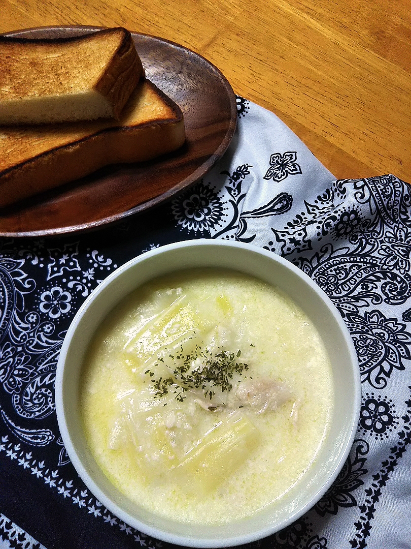 長ネギと鶏ささみのミルク煮