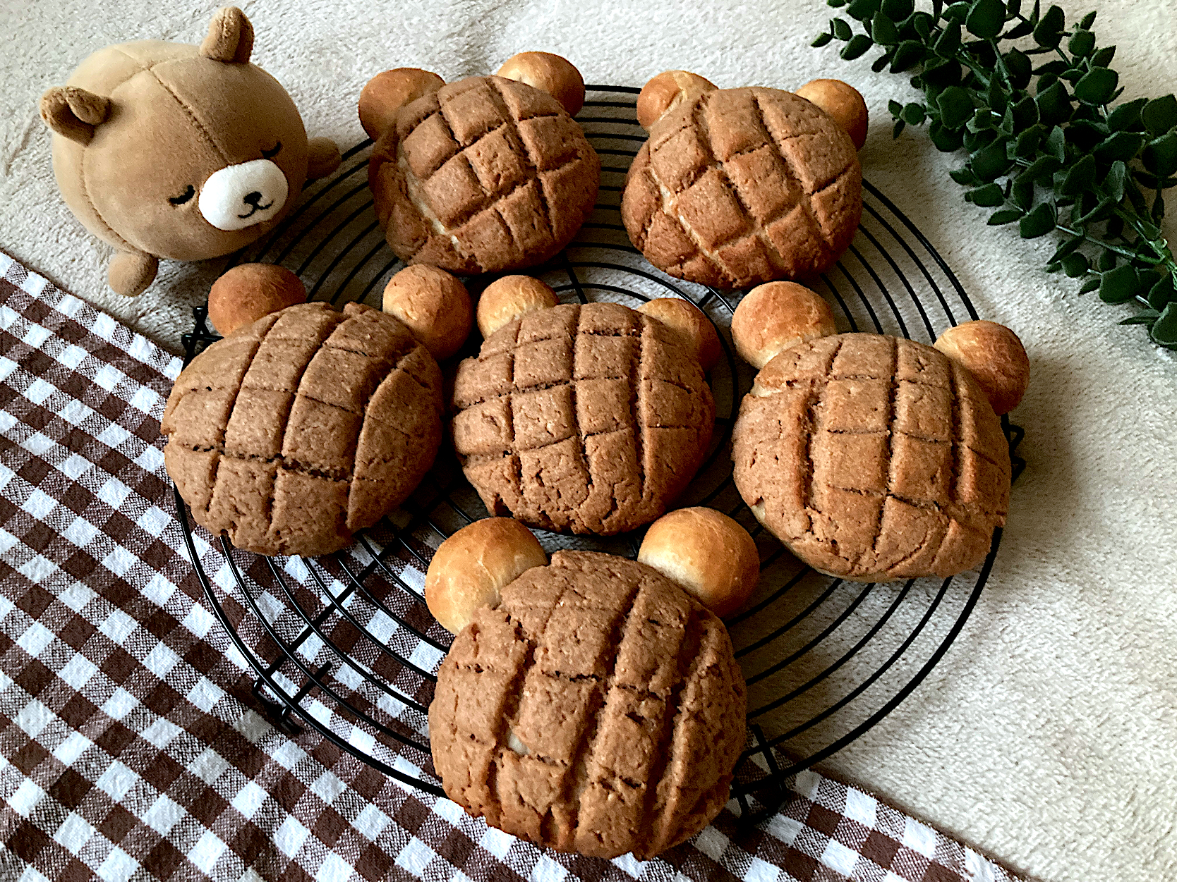 ＊くまさん🧸シナモンレーズンメロンパン＊