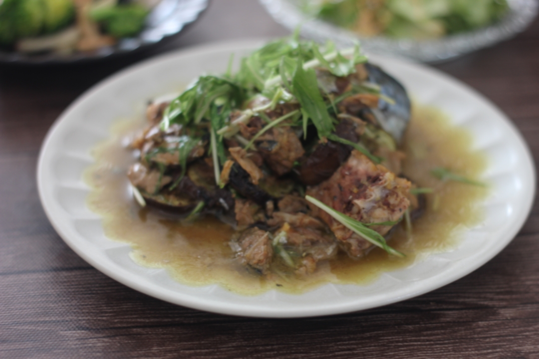 さばオイル缶となすのカレー炒め