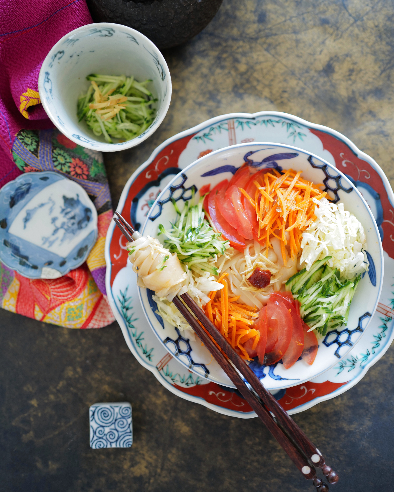 稲庭うどんのビビン麺風