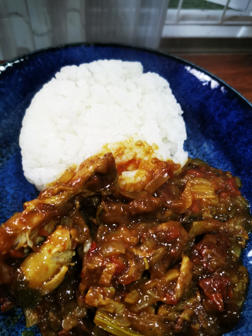 無水手羽元🐽カレー👌グ〜です🙌☺️