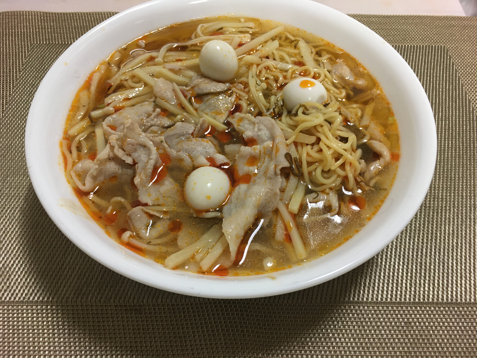 酸辣湯麺