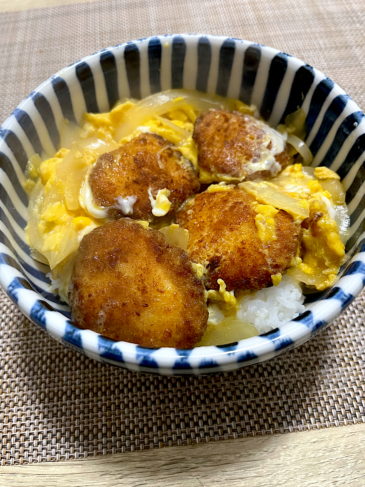 今日のお昼ごはん~チキンカツ丼~