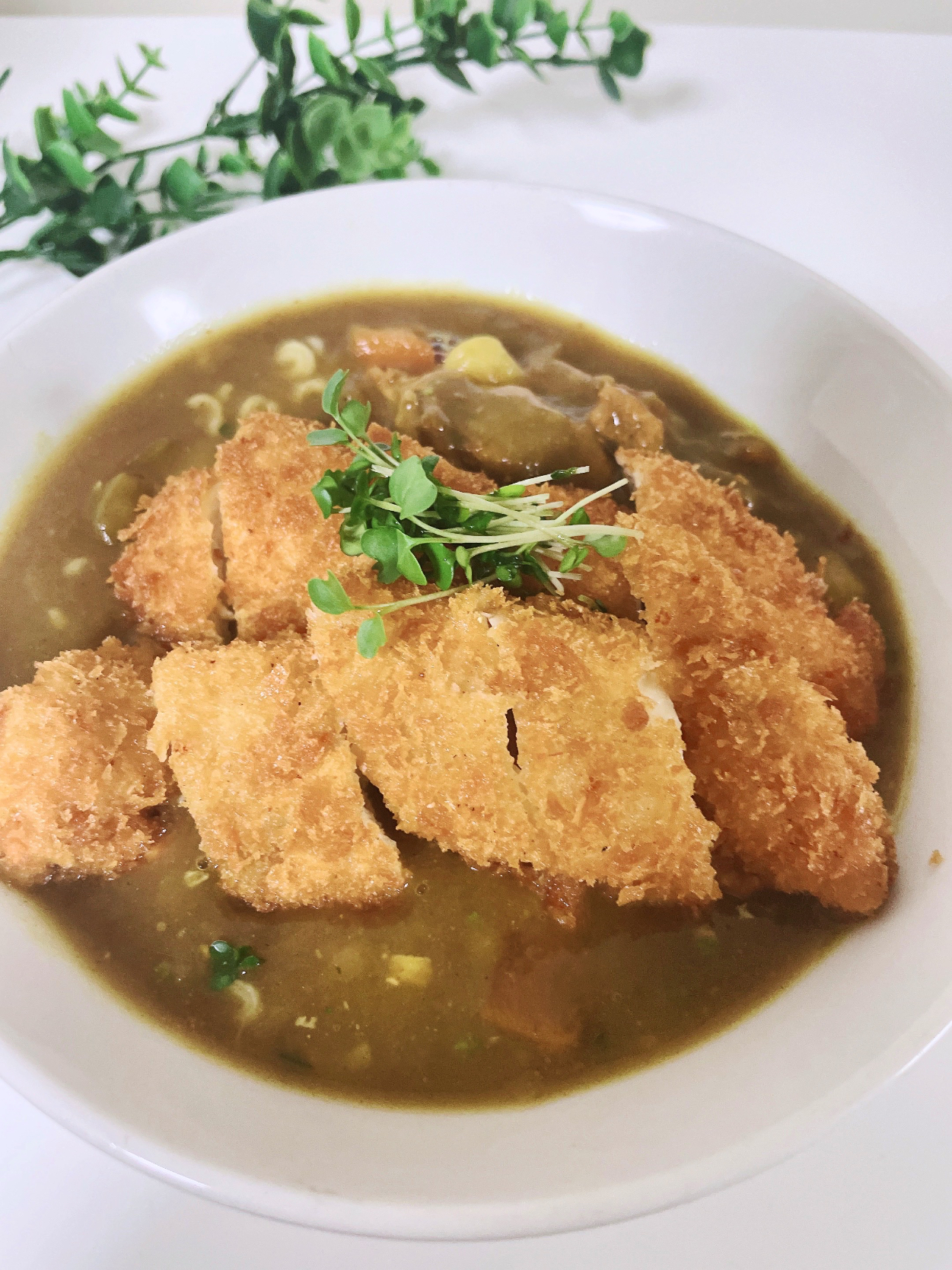 ササミカツのせカレーうどん