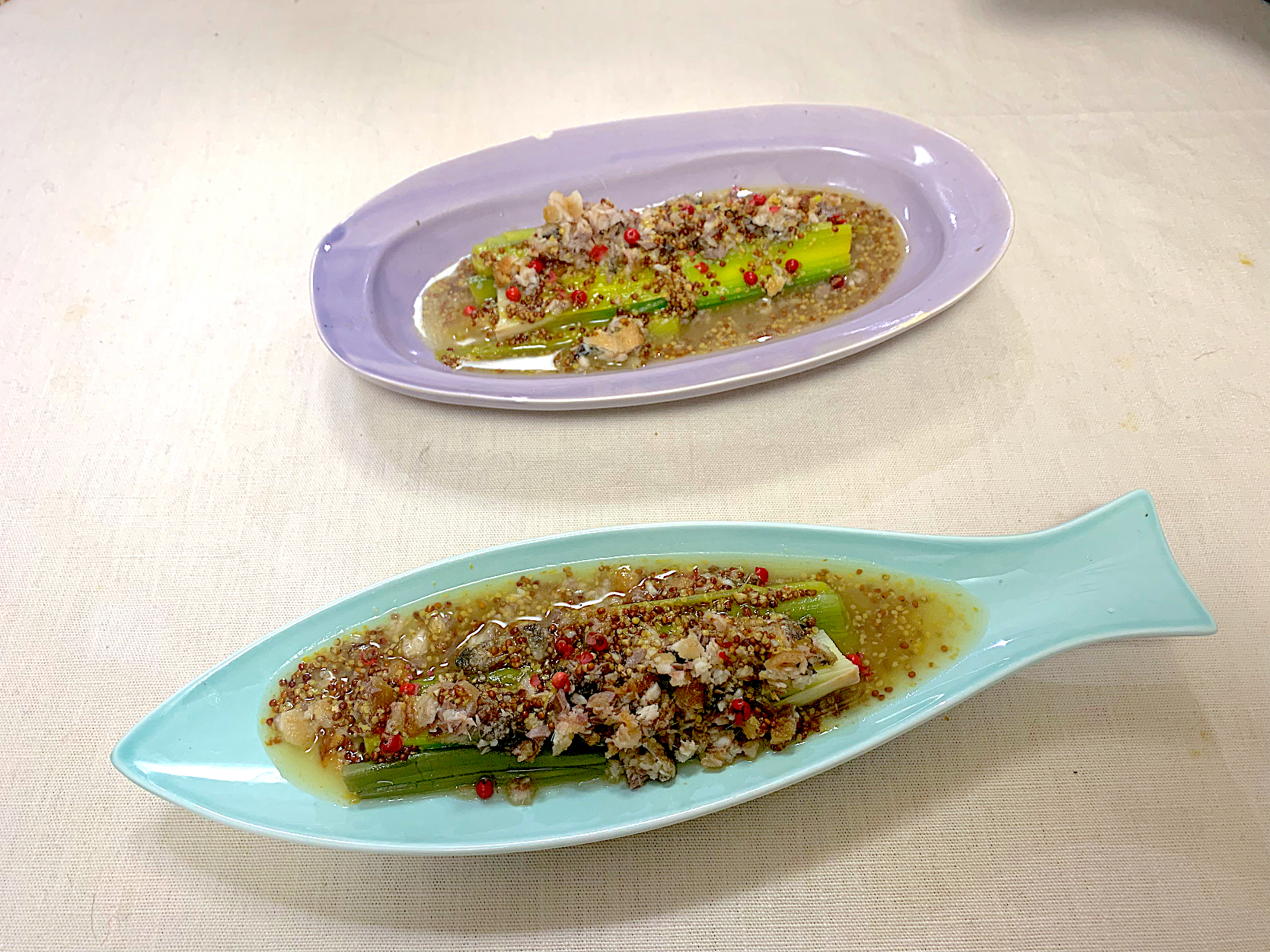 揚げ鰯とポワローのヴィネグレットソース
sardines frites et Poireaux vinaigrette