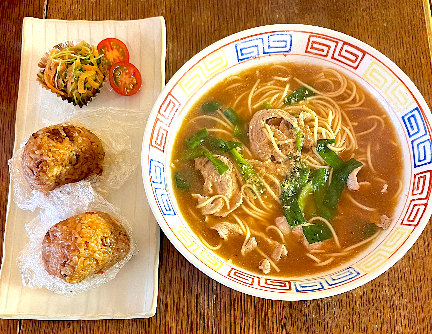 ランチ♯アルモンデグランプリ♯徳島ラーメン♯炊き込みご飯♯おにぎり